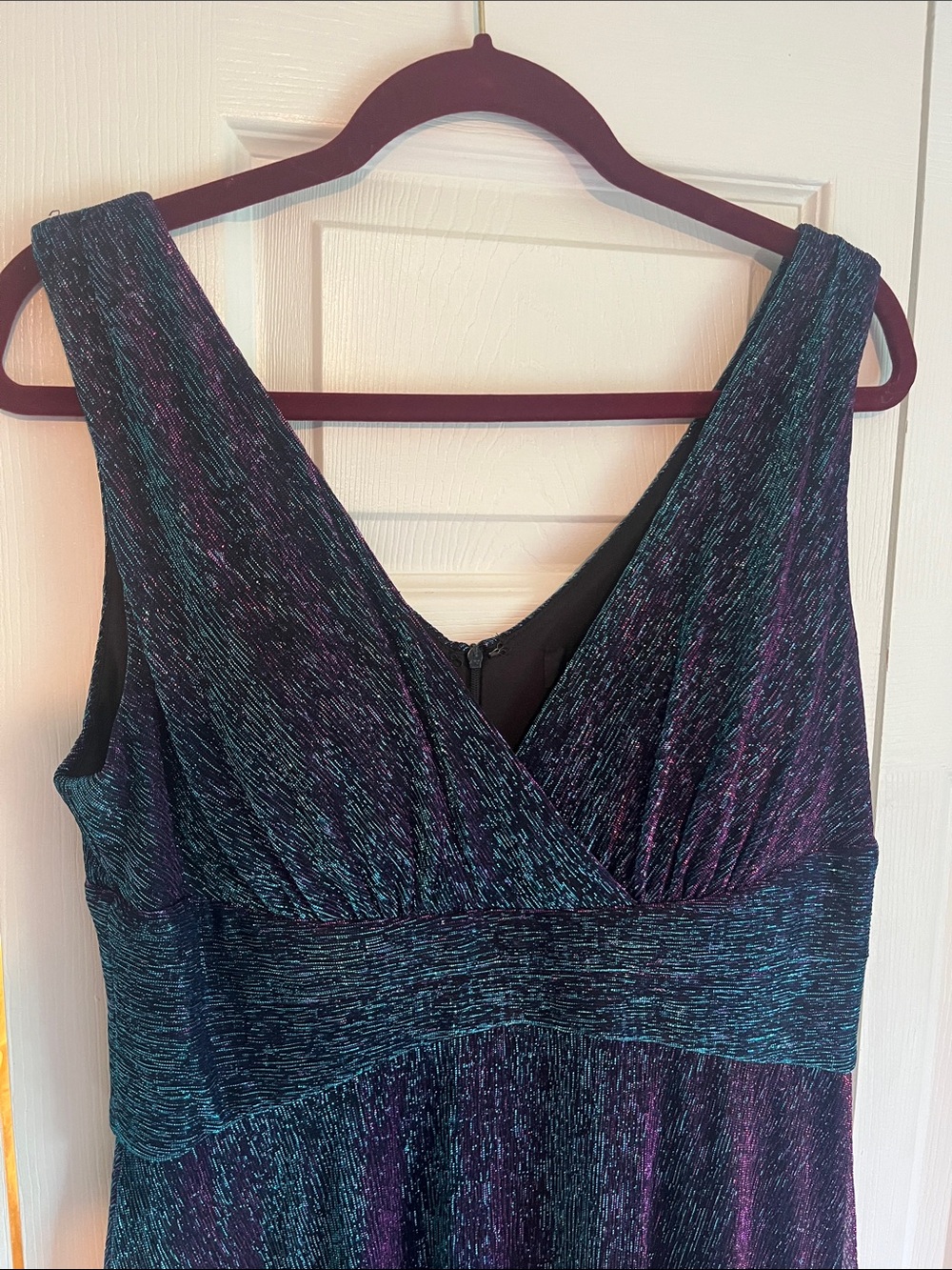 R&M Richards shimmering mermaid metallic purple blue evening gown size 12 - Picture 4 of 14